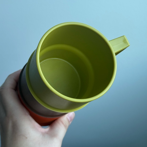 3 Vintage Tupperware 1312 Stacking Coffee Mugs 1970s Drinkware - Picture 6 of 16